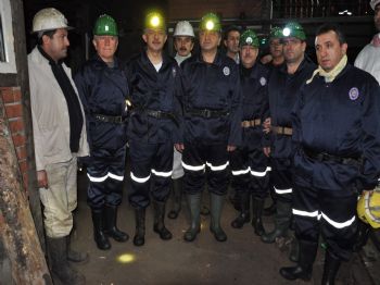 Chp Genel Başkan Yardımcısı Akkaya, Yeni Yıl Öncesi Madencilerle Buluştu