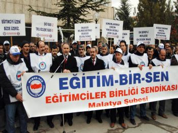 Eğitim-bir-sen Genel Sekreteri Özer: 'yatan 1 Milletvekili, Çalışan 5 Öğretmene Bedel'