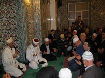 Mehmet Akif Ersoy Camide Anıldı