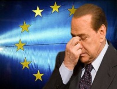 Merkel telefon etti ve Berlusconi bitti