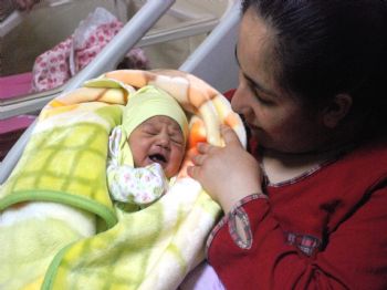 (özel Haber) Kırşehir'de 2011'in Son Bebeği 'yağmur Tanem' Oldu