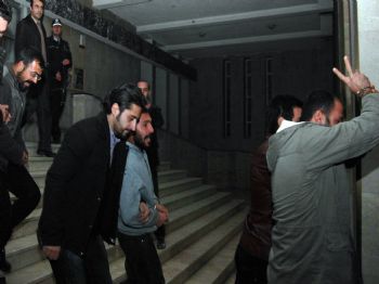 'tunceli Demokratik Haklar Derneği' Operasyonunda 5 Kişi Tutuklandı