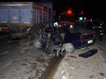 ÇALDAĞ - Adana'da Trafik Kazası: 2 Ölü, 1 Yaralı