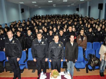 DOĞUKAN MANÇO - Barış Manço'nun Oğlu Doğukan, Polis Adaylarına Babasını Anlattı