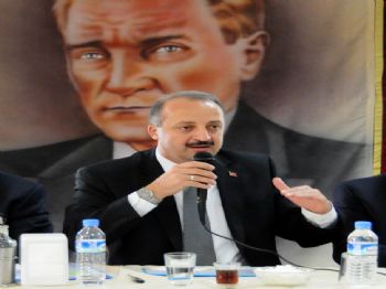 AYDıN DEMIR - Başkan Akgül, Mamak Esnafıyla Bir Araya Geldi