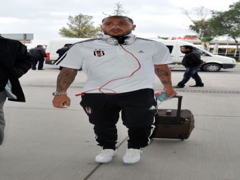 AURELIO - Beşiktaş, Manisaspor Maçı İçin Antalya’dan İzmir’e Uçtu