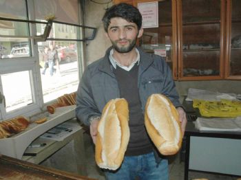 Hakkari'de Ekmeğin Gramajı İle Birlikte Fiyatı Arttı
