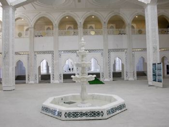 TÜRKMENBAŞı - Nazarbayev İnşaatı Tamamlanan Kazakistan'ın En Büyük Camisini Gezdi