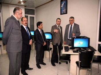 İLYAS DÖKMETAŞ - Rektör Dökmetaş, Çardak ve Bilgisayar Odasını İnceledi