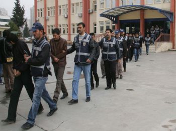Aile Boyu Uyuşturucu Şebekesine Darbe