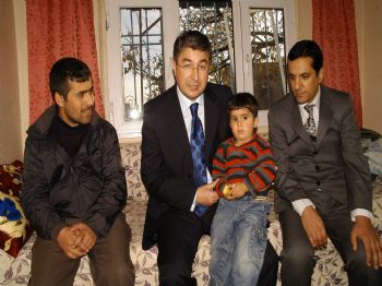 ERDINÇ YıLMAZ - Erganililerden Depremzedelere Yardım