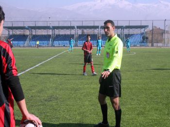 ALTıNBAŞAK - Erzincan Amatör Küme Maçları Tüm Heyacanıyla Devam Ediyor