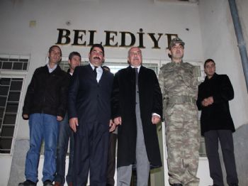 YUSUF MAYDA - Gümüşhane Valisi Mayda Bayburt'un Tarihi ve Turistlik Yerlerini  Ziyaret Etti