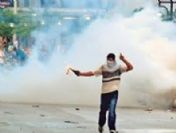 Polislere molotof cinayete teşebbüs