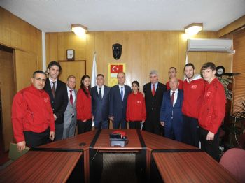 Spor Genel Müdürü Baykan, Şampiyonları Kabul Etti