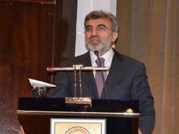 Bakan Yıldız, Erciyes Üniversitesi Akademik Yılı Açılışına Katıldı