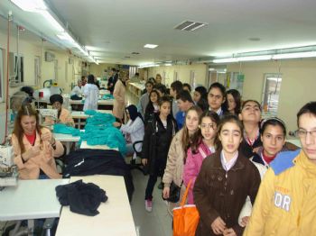 BARBAROS HAYRETTİN PAŞA - Bilgi Evi Öğrencileri Gülen Yüzler'i Ziyaret Etti