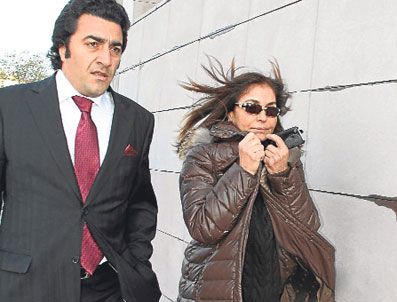 İZZET ÇAPA - Derya Tuna: Şahıs kastederek hakaret etmedim