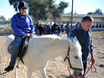 Engelli Çocuklar İlk Kez Ata Binmenin Heyecanını Yaşadı