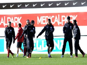 Galatasaray'da Trabzonspor Maçı Hazırlıkları Sürüyor