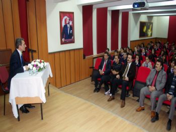 İBRAHIM KÜÇÜK - Kaymakam Küçük, Meslek Tanıtım Günleri'ne Konuk Oldu