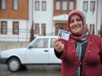 PAMUKÇU - Önce İlkokul Diploması, Sonra Ehliyet Aldı