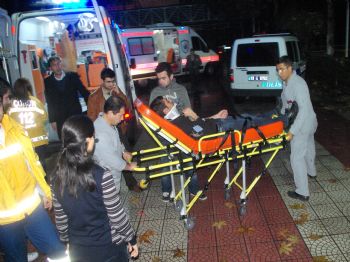 Otomobil Kaygan Yolda Takla Attı: 1 Yaralı