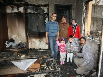 ÖZLEM YILDIZ - Patlayan Televizyon, Evi Savaş Alanına Döndürdü