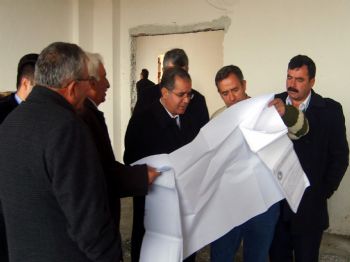 MUSTAFA ALTıNPıNAR - Vali Tapsız, Yeşilova İlçesi’nde İncelemelerde Bulundu