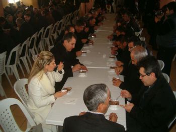 İMAM HÜSEYIN - Varto'da Aşure Dağıtıldı