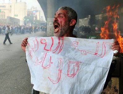 İSYAN - Mısır'da isyanın 7. günü de doldu