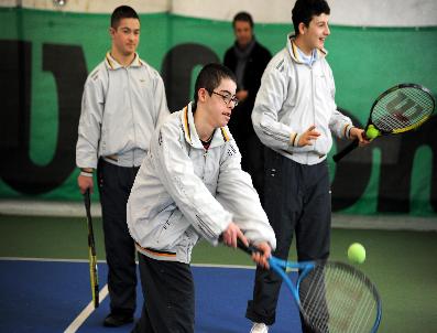 SWISSOTEL - Özel sporcular ilk kez tenis kortlarında