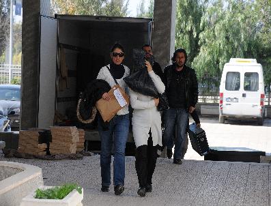 Yasa dışı telefon ve ortam dinlemesi yapan çete çökertildi