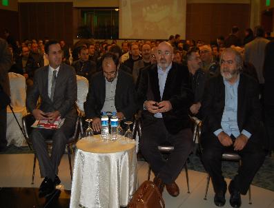 EMRE USLU - Yazar Mehmet Altan: Seçime 30 yıl önceki darbenin partiler yasası ile gidiyoruz