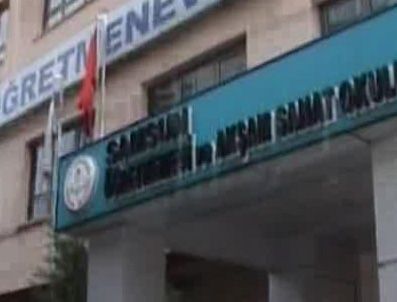 Devlet kapısı ama merdivensiz