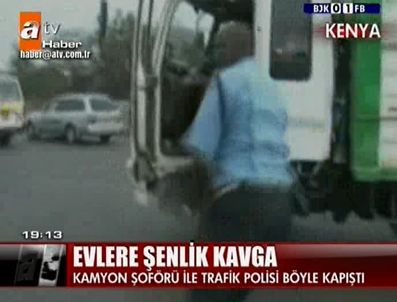 Polis kamyoncu yumruk yumruğa