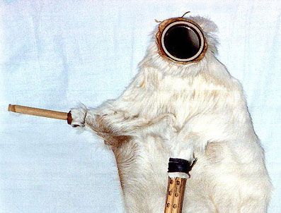 Tramvayda tulum şovu