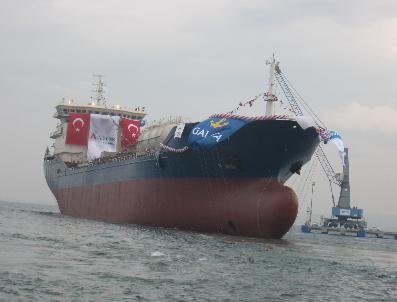 GALATA - 45 milyon dolarlık tanker denize indirildi