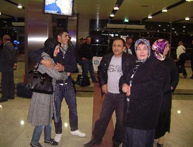 SIRTE - Libya’daki 168 Türk uçakla İstanbul’a getirildi