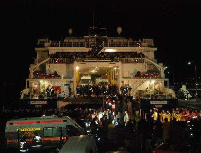 Libya‘dan yola çıkan Orhan Gazi feribotu Marmaris Limanı‘na geldi