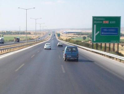 OGS'de bekleyen yaya kazaya neden oldu: 5 yaralı