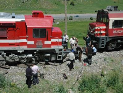 Raylarda feci ölüm