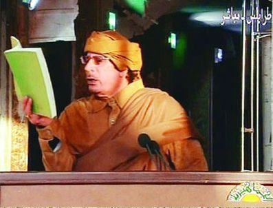 YENI AKIT GAZETESI - Kaddafi'den yeşil kitap sırrı
