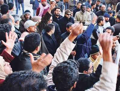 Türk işçiler, Libya'nın Jalu şehrinde rehin kaldı