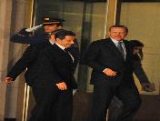 Başbakan Erdoğan, Sarkozy‘ i uğurladı