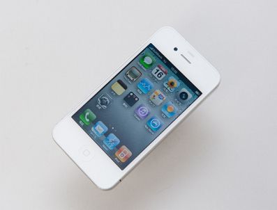 NOKIA - 'iPhone 4'ün yeni sürümünde de anten sorunu var'