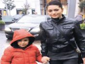 Nurgül Yeşilçay'ın keyfi yerinde