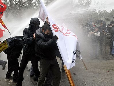 MEHMET BEKAROĞLU - Torba Yasa protestocularına biber gazı