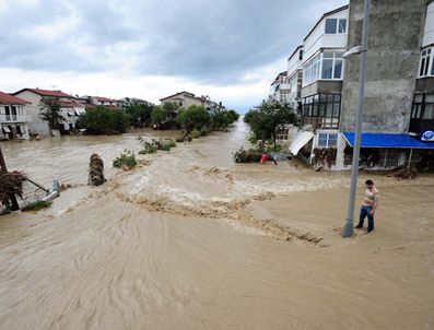 Bodrum'u bu kez de fırtına vurdu