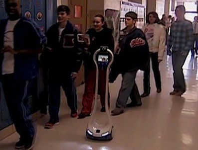 Amerika'da okullarda robot öğrenci devri başladı